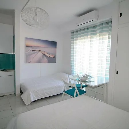 Cozy Front Beach Ii